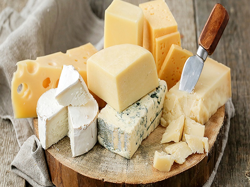 Як відрізнити справжній сир від штучного?